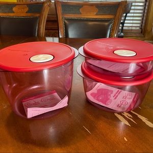 Tupperware Vent N Serve Round Containers Set